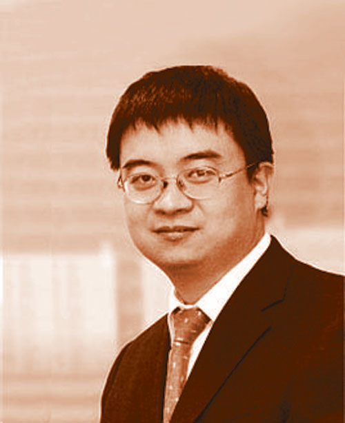 梁文涛先生,清华大学管理学博士.